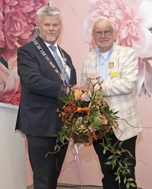 Ridder-in-de-orde-van-Oranje-Nassau-Gerard_van_Dijk